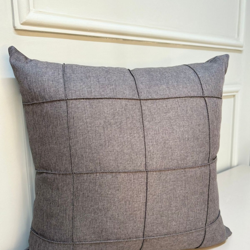 Capa Linho Drapeado Gride Cinza